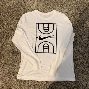 Nike basketball long sleeve T-shirt